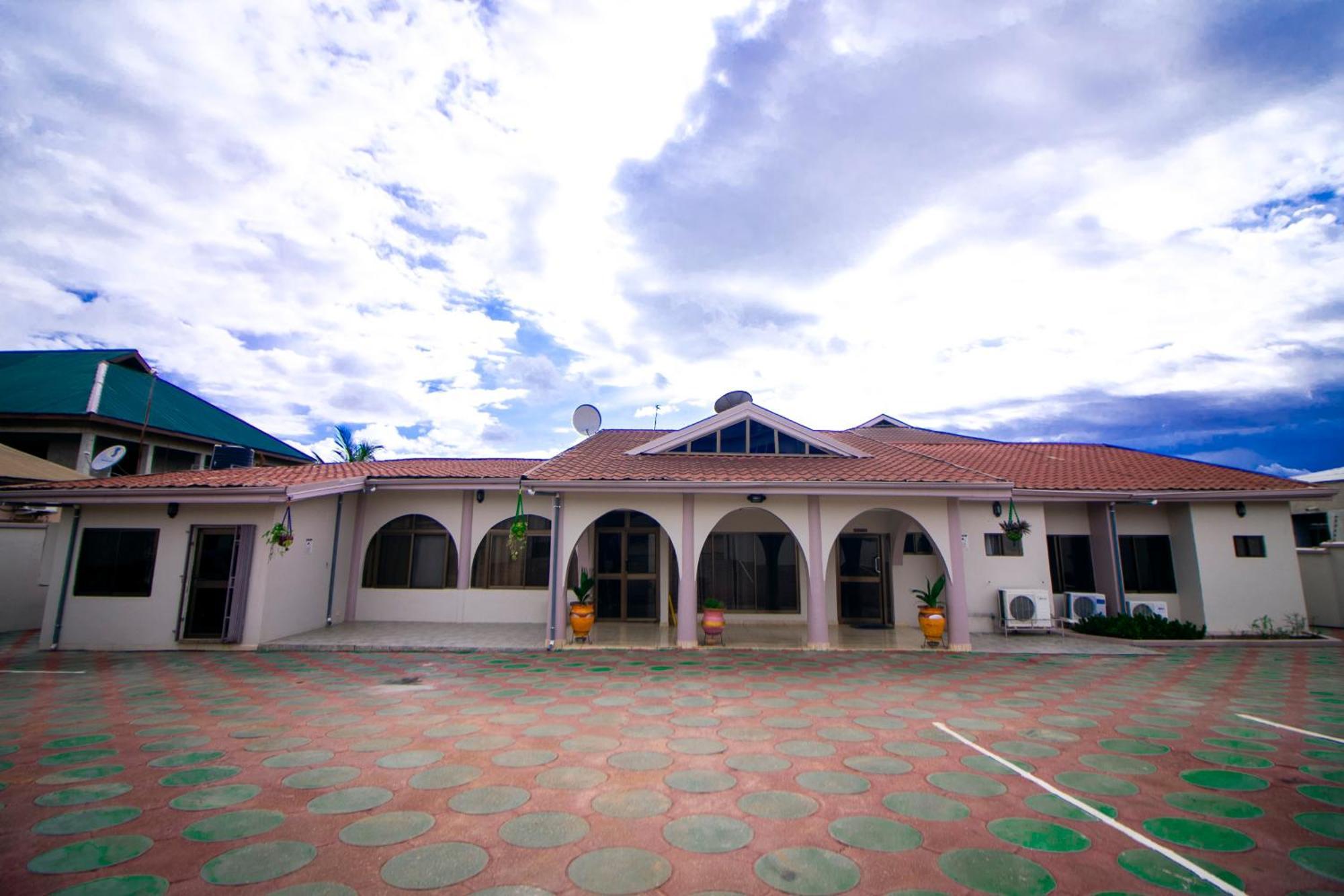 Prestige Guesthouse ,Ksi Kumasi Exterior photo